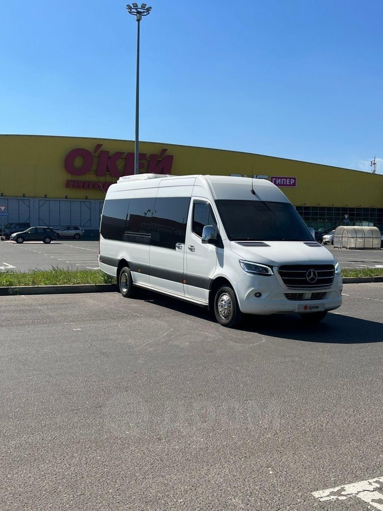 Микроавтобус мерседес спринтер белый