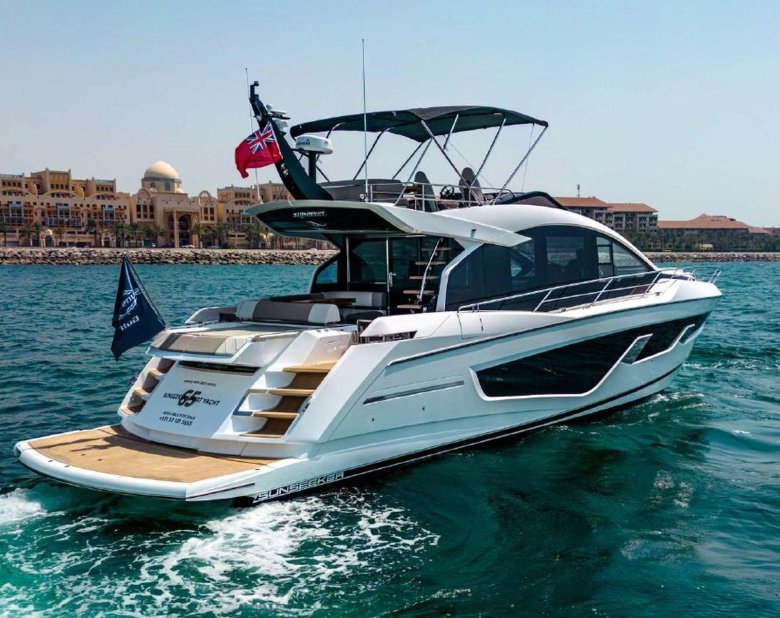 Роскошная яхта