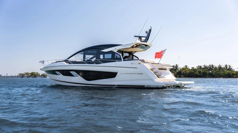 Sunseeker manhattan 55
