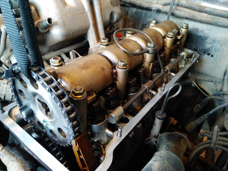 Распредвал на нива шевроле 1.7