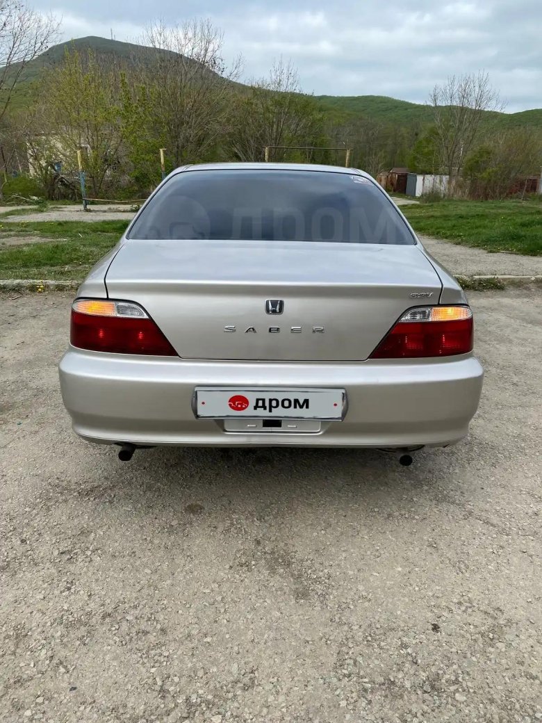 Honda saber 1999