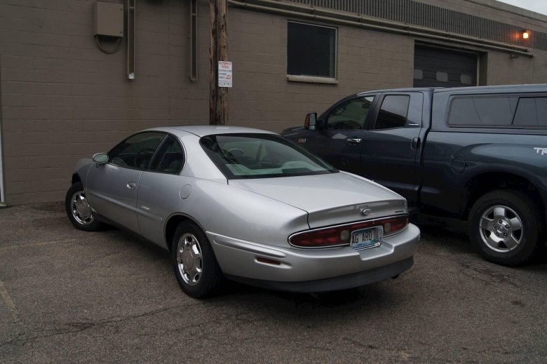 1999 buick riviera
