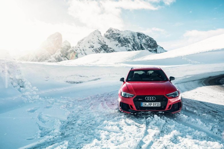 Audi rs6 snow