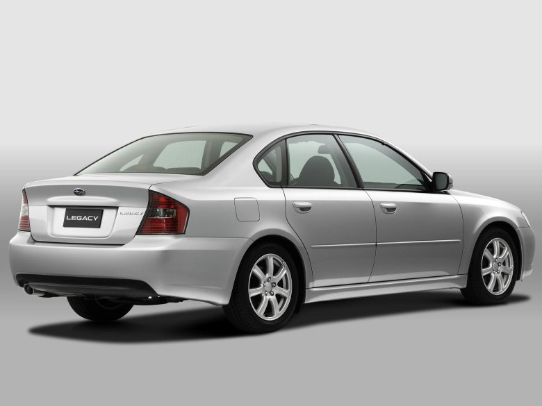Subaru legacy 2003 седан
