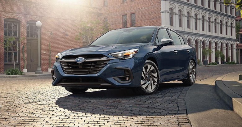 Субару легаси 2021