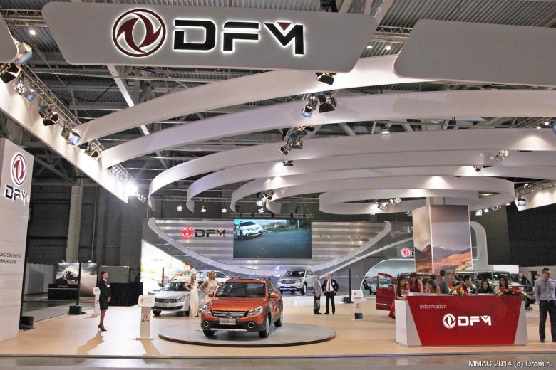 Автомобиль dongfeng