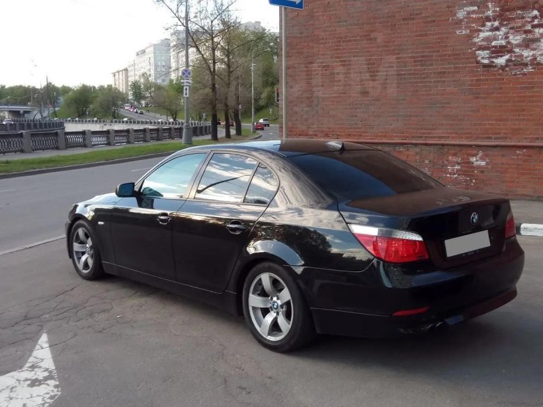 Бмв е 60 2004