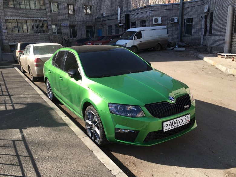 Skoda octavia a7 rs зеленая