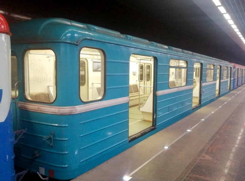Вагоны метро москва