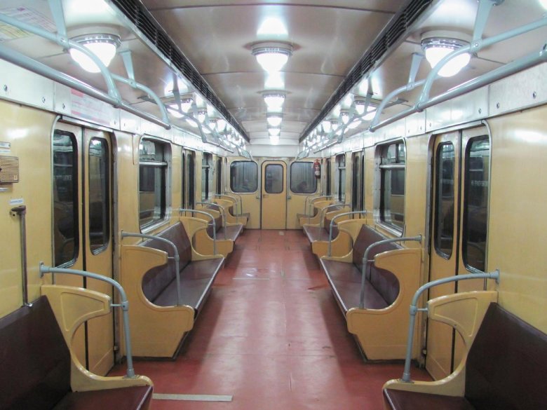 Старые вагоны метро москвы