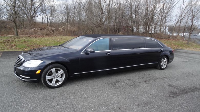 Mercedes s 600 pullman guard