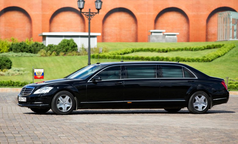 Mercedes s600 pullman guard