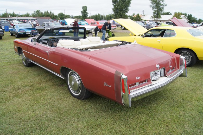 Cadillac eldorado convertible 1976