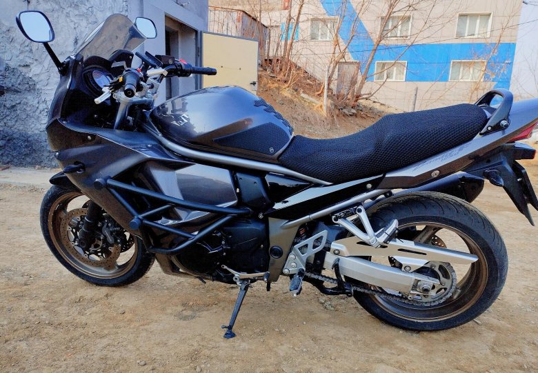 Мотоцикл suzuki