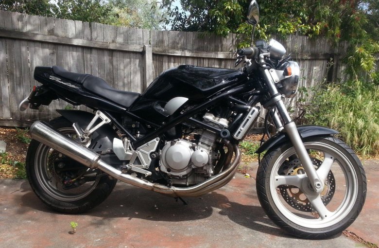 Suzuki bandit gsf 400