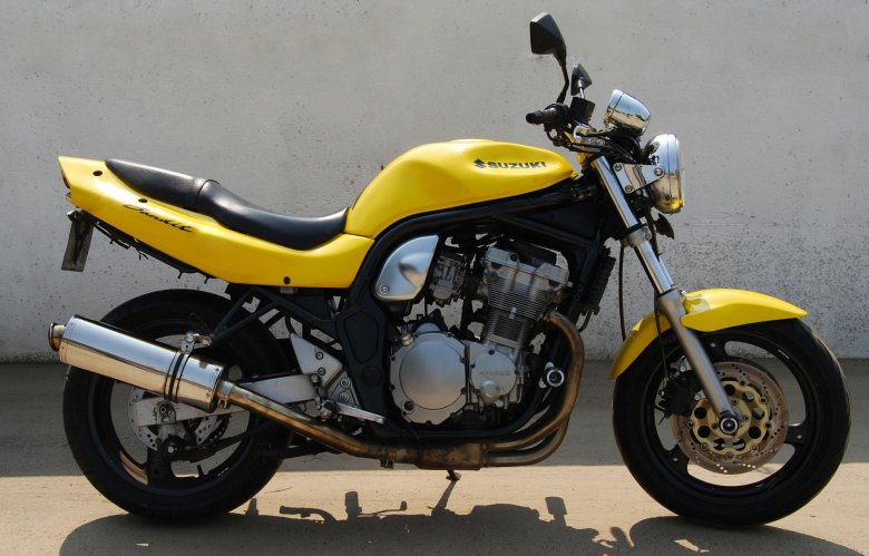 Мотоцикл бандит 600