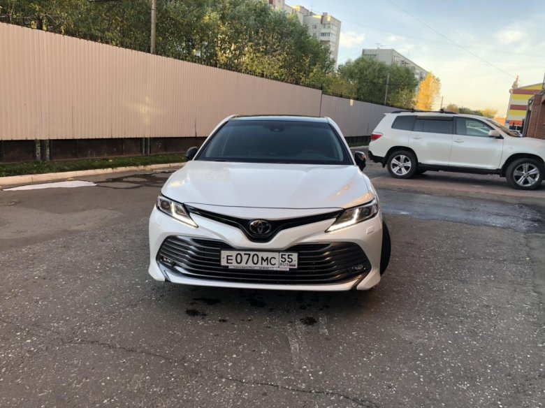 Тойота камри 70 новая