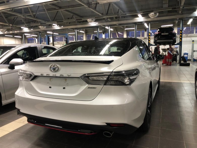 Тойота камри 70 2