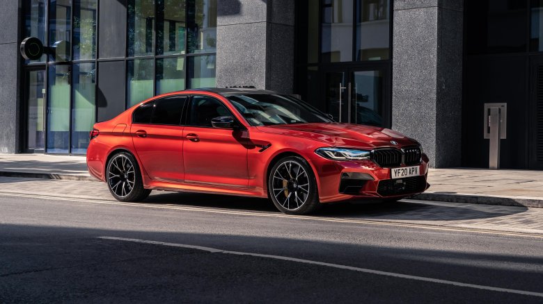 Bmw m5 f90 competition red