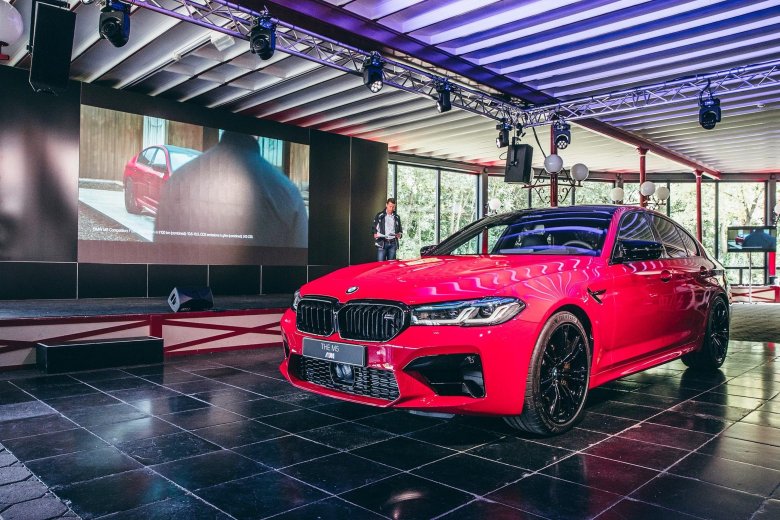 Bmw m5 f90 imola red
