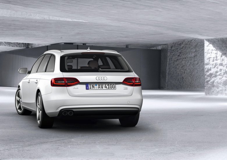 Audi a4 универсал 2014