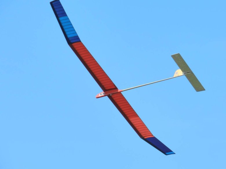 Метательный планер авиамоделирование