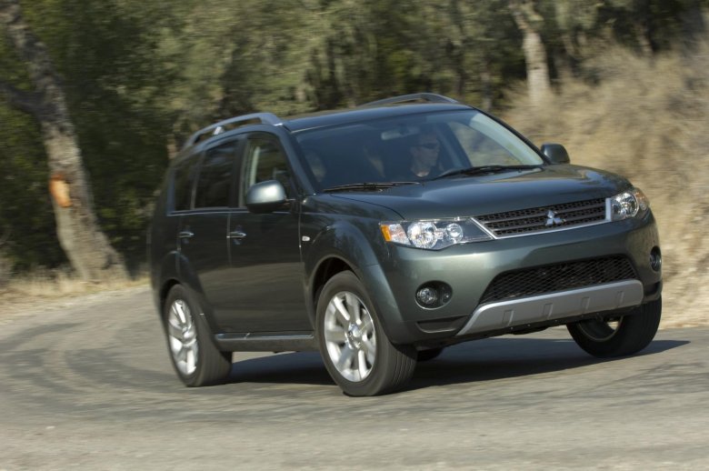 Mitsubishi outlander 2008