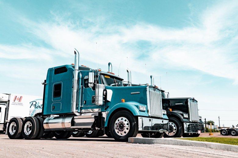 Американский грузовик кенворт w900