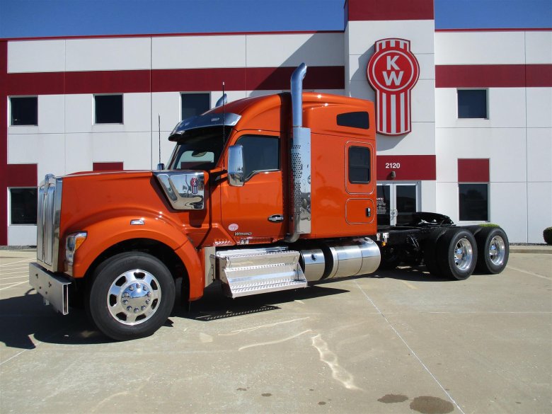 Kenworth w990