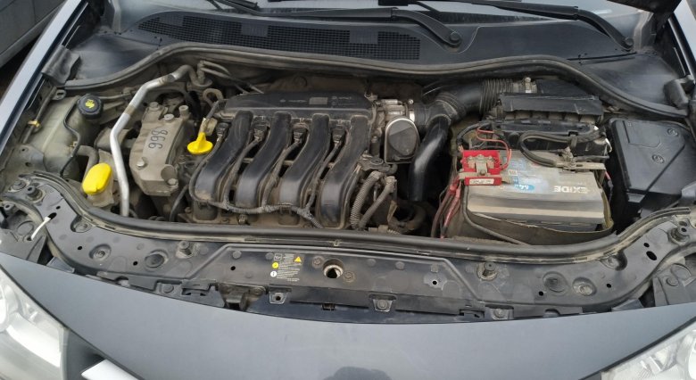 Уплотнитель капота рено меган 2