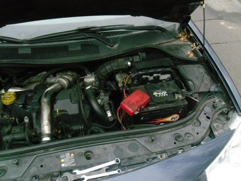 Рено меган 2 дизель подкапотка