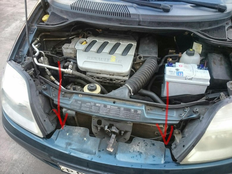 Подкапотное сценик 2