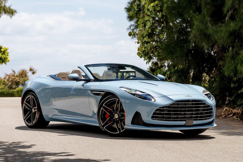 Aston martin db 12 volante