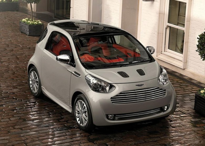 Toyota iq aston martin cygnet