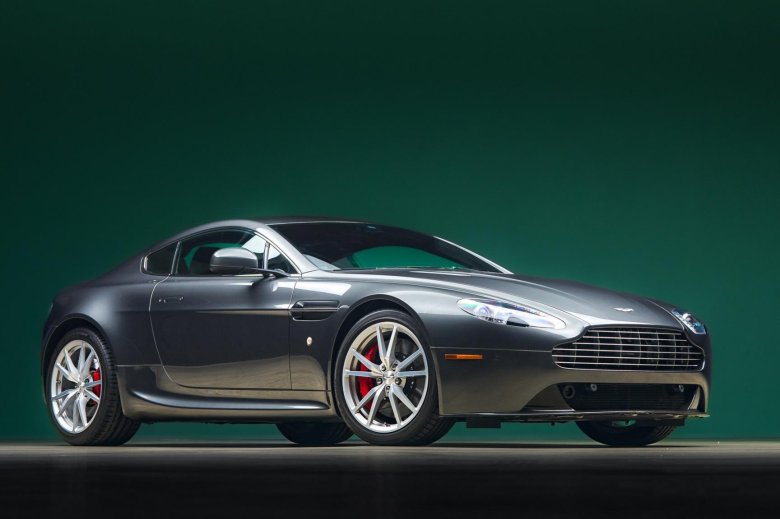 Астон мартин v8 vantage
