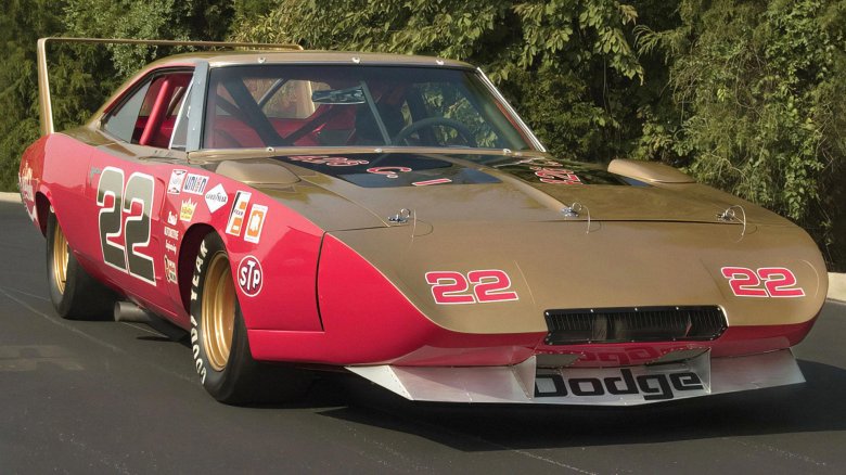Dodge charger daytona 1969 nascar
