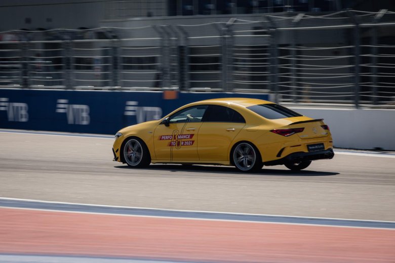 Мерседес cla 35 amg