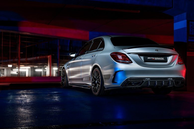Mercedes amg c 63 s