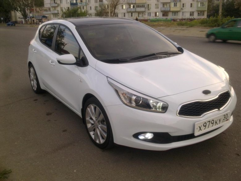 Kia ceed 2 jd белая