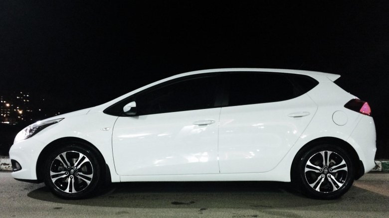 Kia ceed белая