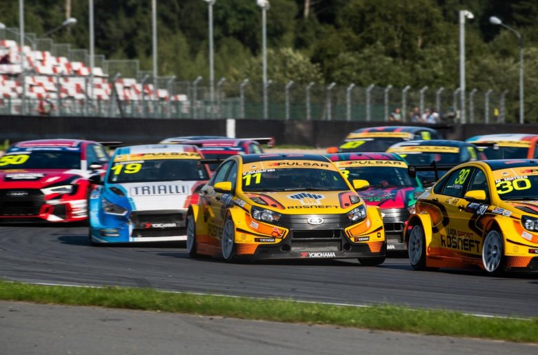 Серия кольцевых гонок