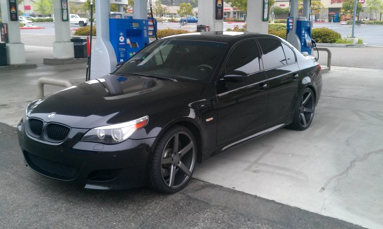 Bmw e60 чёрная 2004