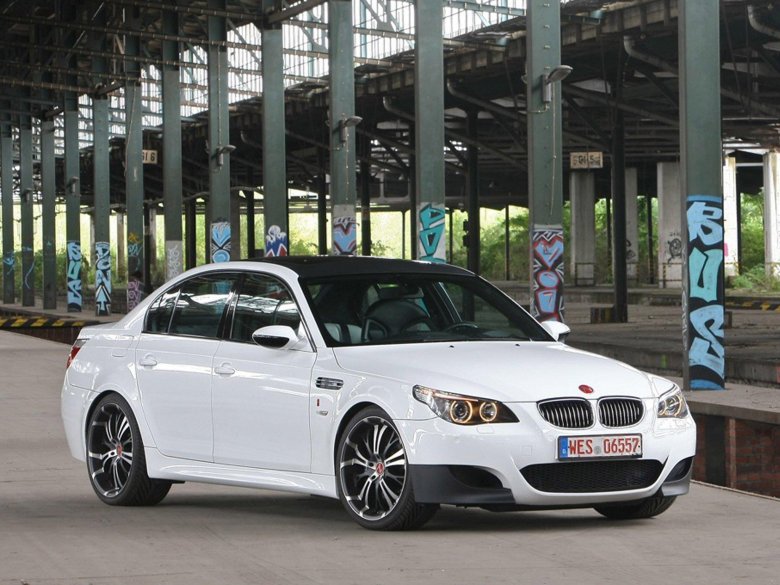 Bmw m5 e60 white