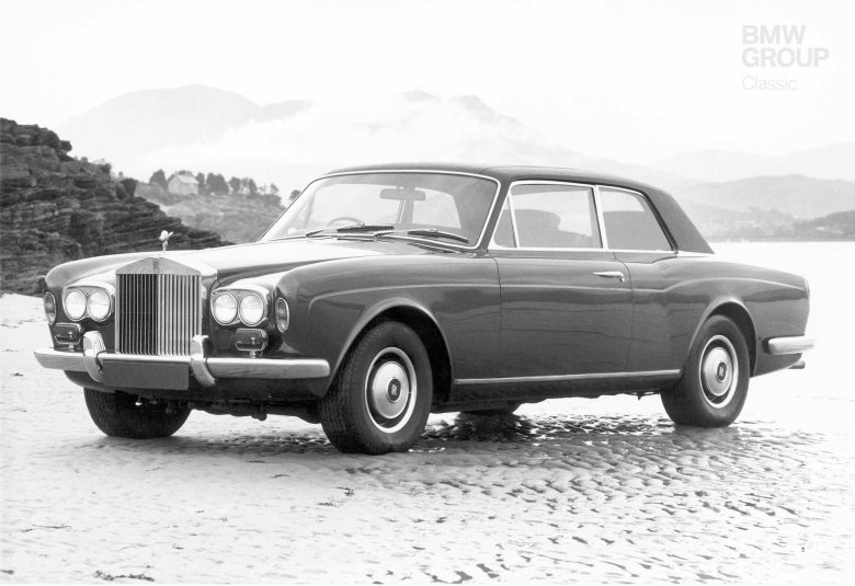 Rolls royce corniche iv