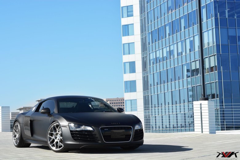 Audi r8 black