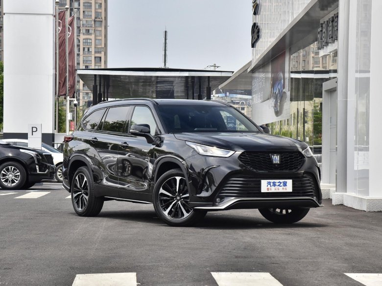 Тойота кроун клюгер 2022