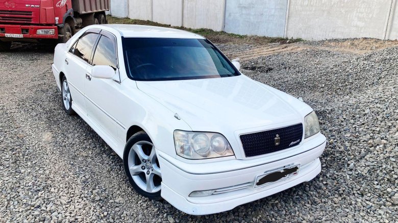 Toyota crown 2002 года