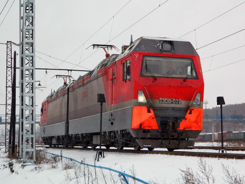 Локомотив гранит 2эс10