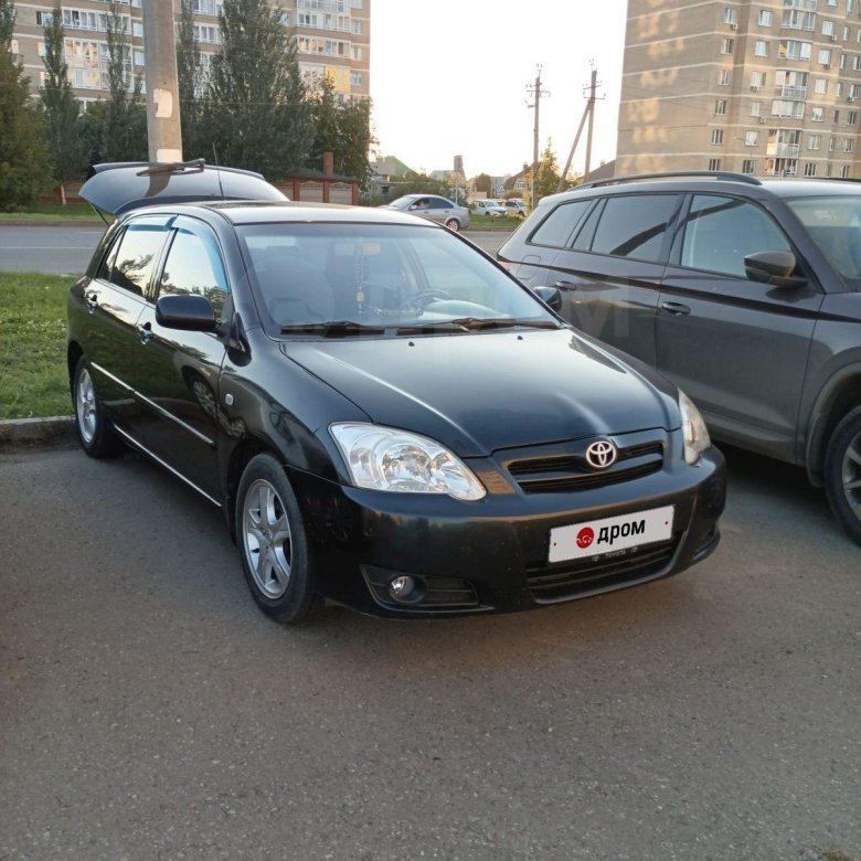 Тойота королла 2005