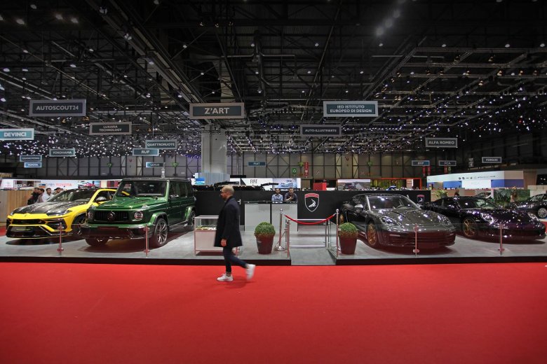 Выставка автомобилей